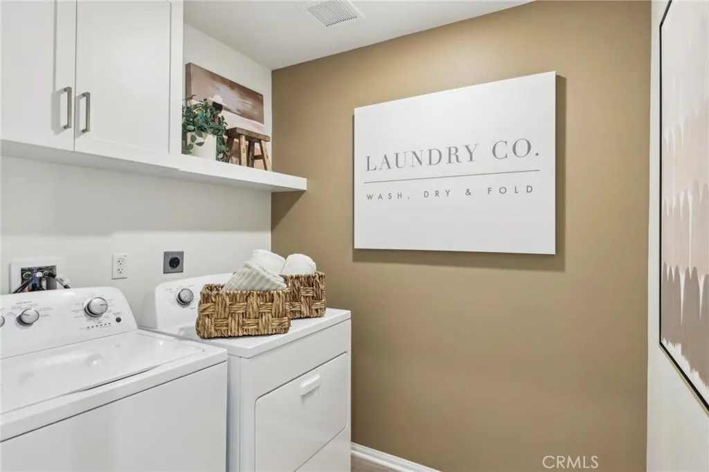 15513 April Dawn Way 3, Fontana, California 92336 home-pic-20